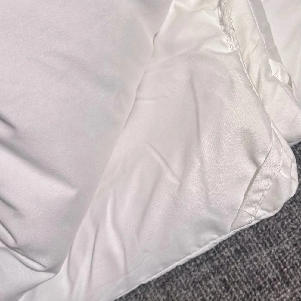 Full/Queen White Comforter - Picture 3 of 3